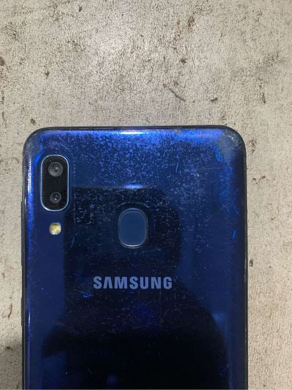 Samsung A20