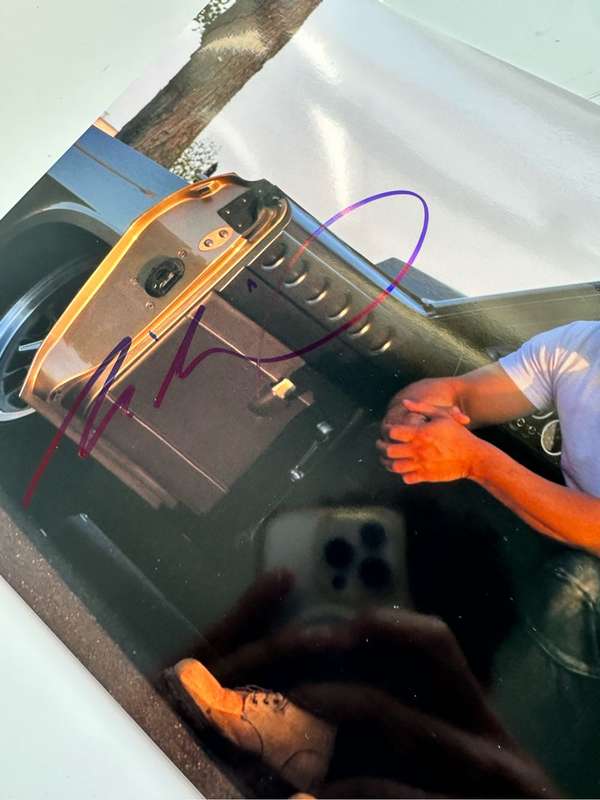 VIN DIESEL -  AUTHENTIC AUTOGRAPH - 100% ORIGINAL - WITHOUT COA