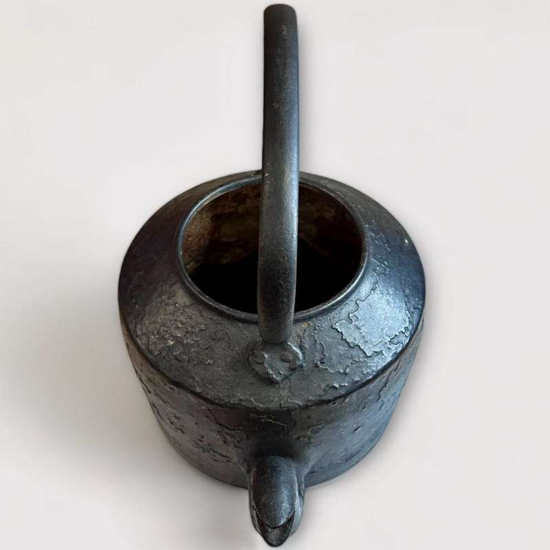Large Antique Cast Iron Kettle (32cm Tall & 4.25kg)