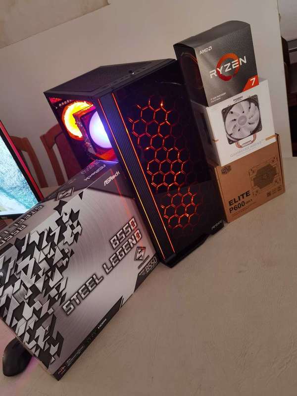 AMD Ryzen 3700X PC / AMD Radeon HD 6570 1GB