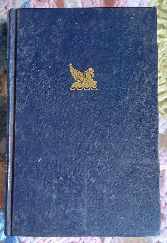 Reader`s digest condensed book: Thunder point, The old house at Railes, Honour among thieves