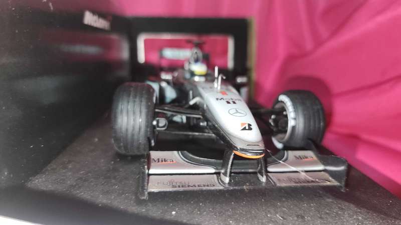 Mika Häkkinen McLaren by Hotwheels