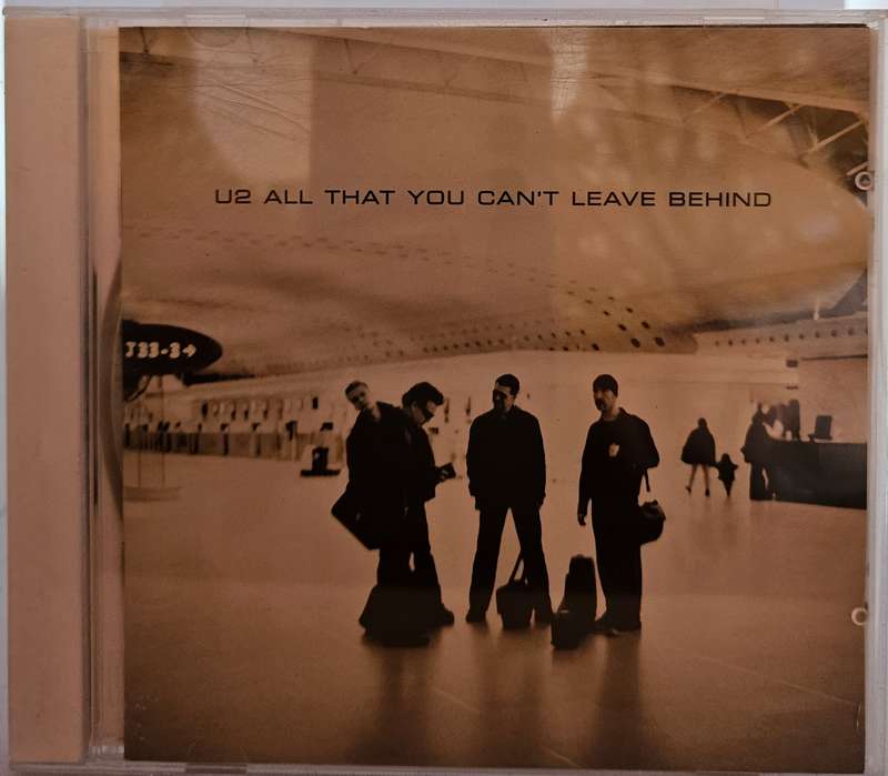 U2 All That you Can`t leave behind   (806)