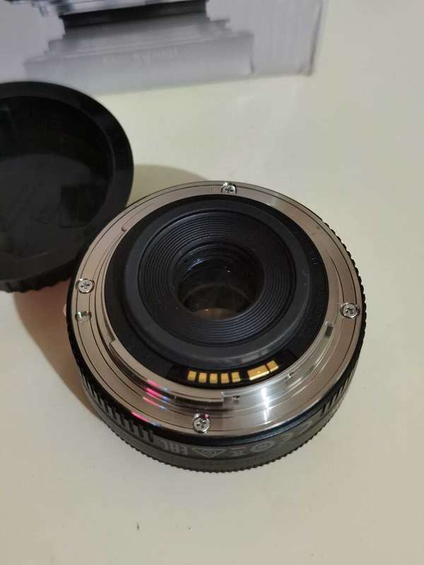 Canon EFS 24mm f2.8 STM pancake lens