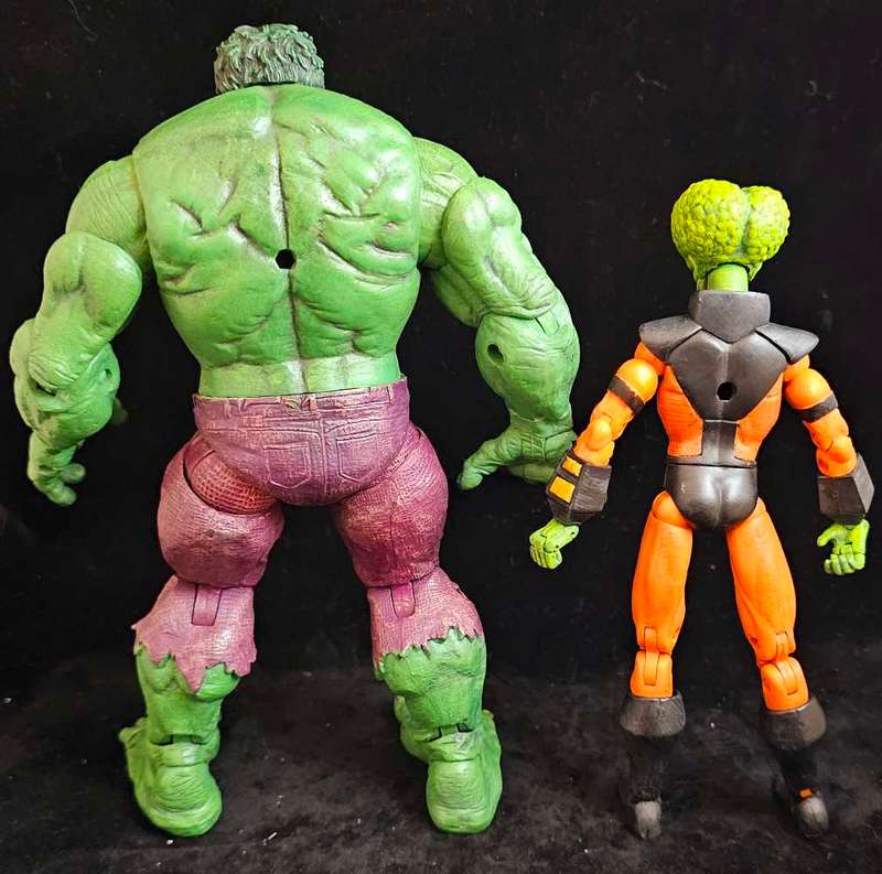 ToyBiz Marvel Legends Face-Off Hulk vs Leader