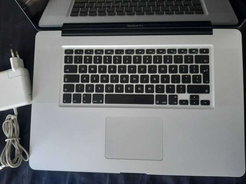 Apple mac book pro A1297