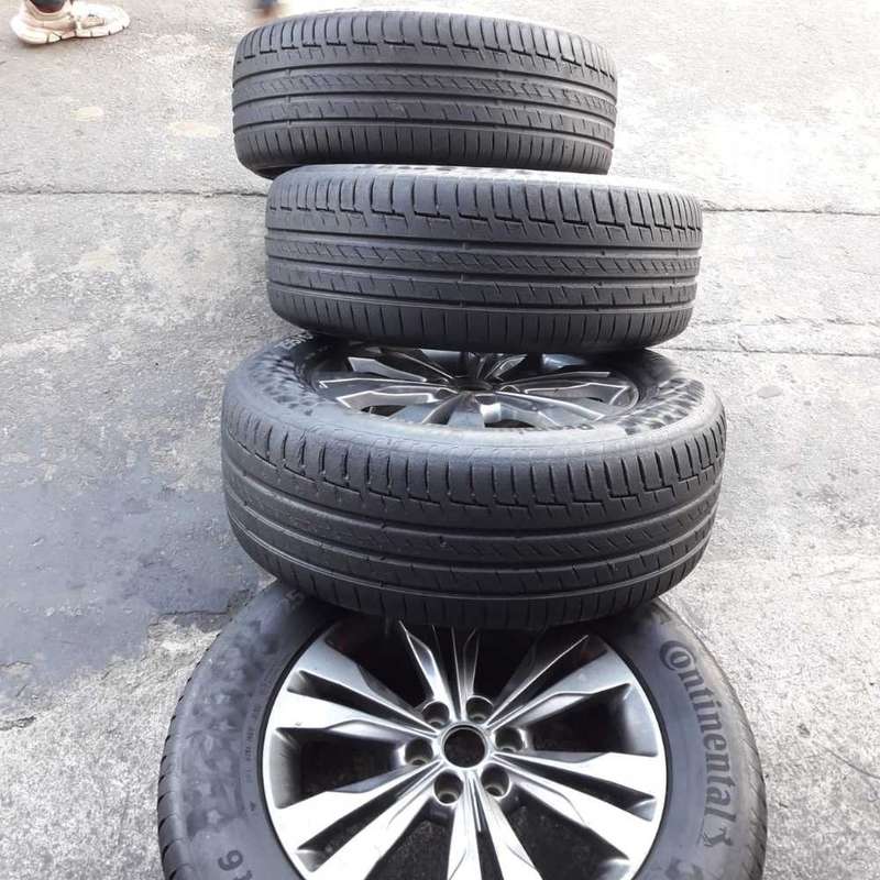 Mercedes Xclass 18inch Mags . 6 x 114.3 Pcd