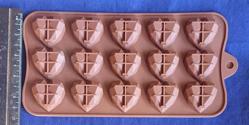 Silicone heart shaped fondant mould