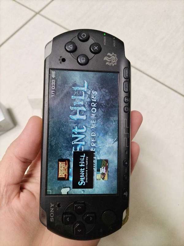 Monster hunter psp 3000 V3 console  Japan only