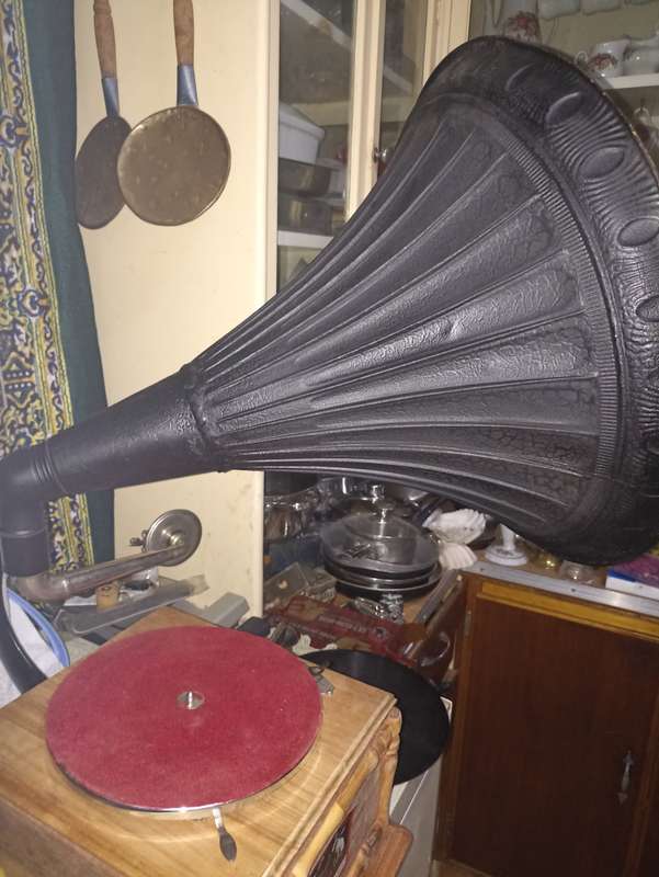 His Master`s Voice gramophone