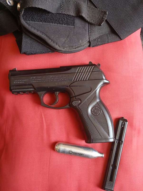 Crosman® C11 Semi-Auto CO2 Air Pistol (BB) with Leg Holster