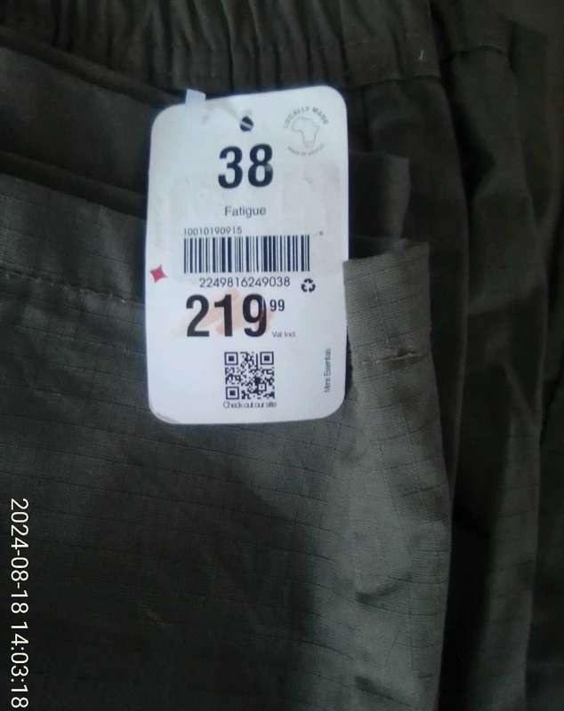 MENS XXL SIZE 38 TROUSERS.  NEW EX MR PRICE