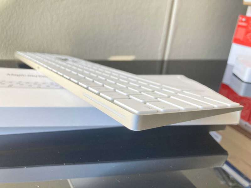 Genuine Apple Magic Keyboard with Numeric Keypad - Traditional Chinese