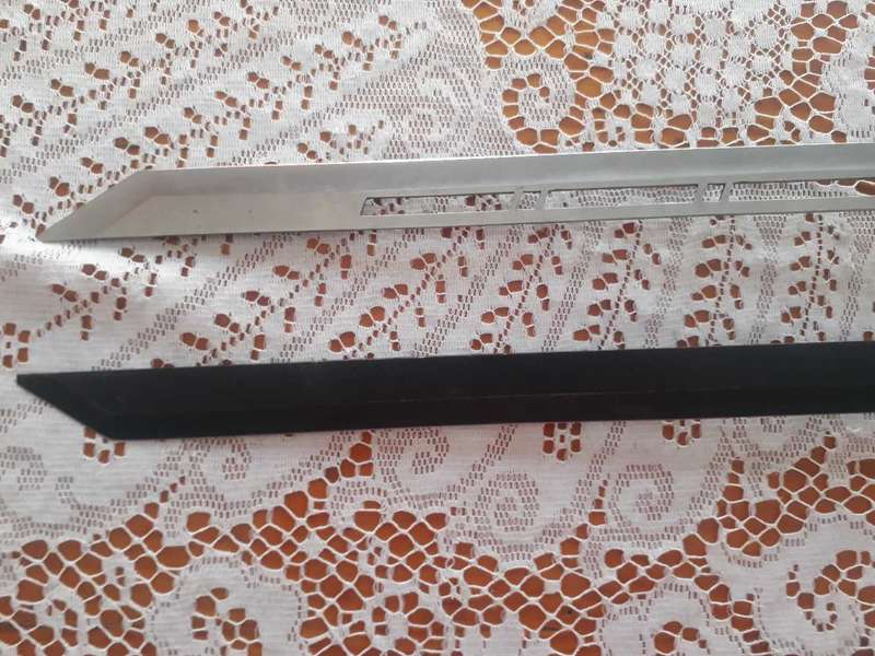 SAMURAI VINTAGE DUEL TWIN  BLADE KATANA SWORD SET - IN VERY GOOD CONDITION FROM LATE 1970'S