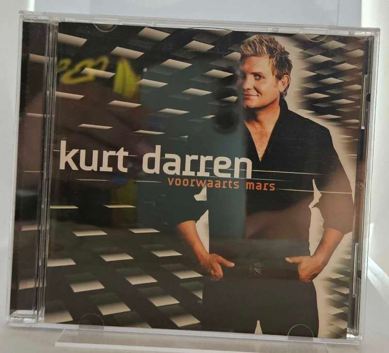 Kurt Darren voorwaarts mars  264