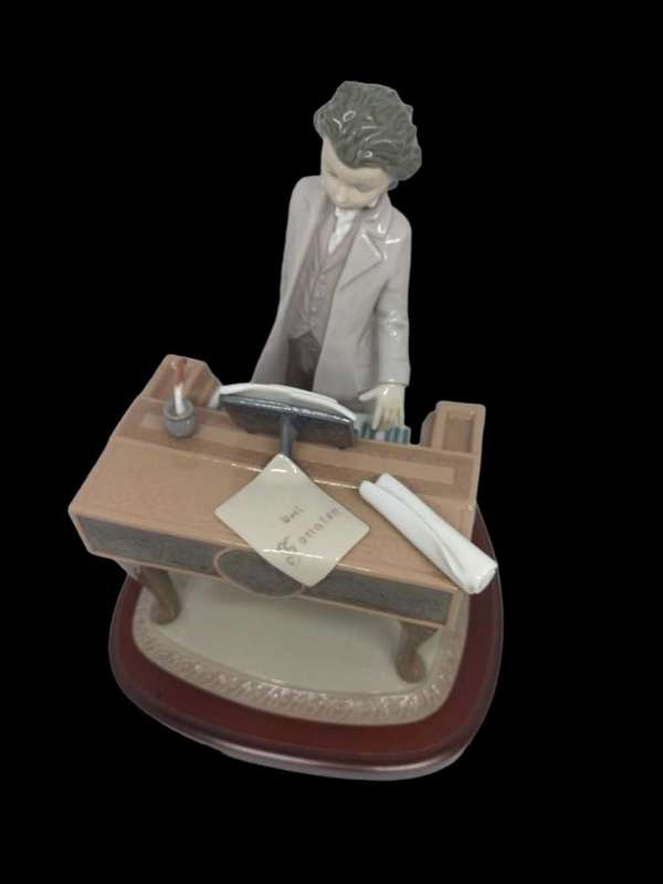 Original Lladro Porcelan, Young Beethoven, Classic, Limited Edition,  Collectors Item