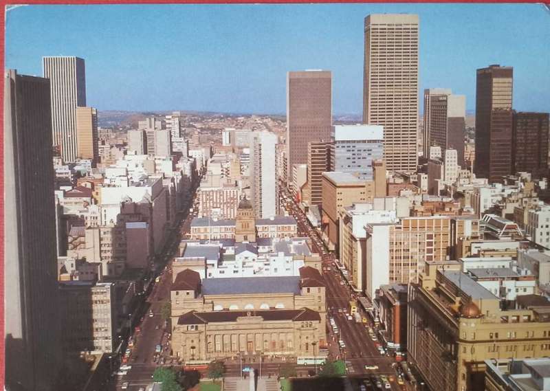 POST CARD OF PRESIDENT AND MARK STREET CITY HALL JHB