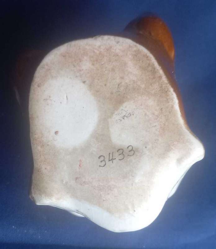Small vintage doghead ashtray