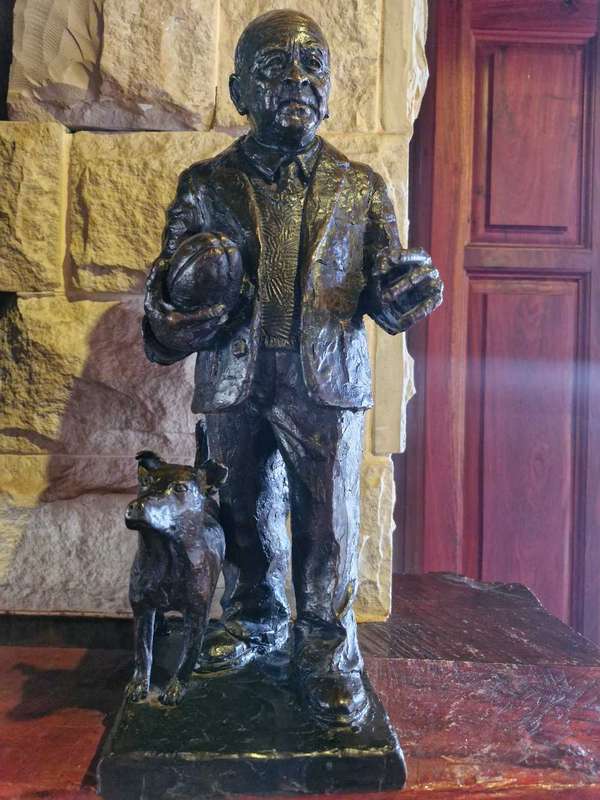 Doc Danie Craven Sculpture