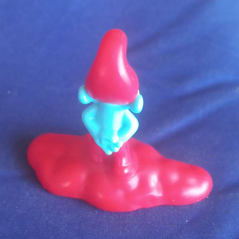McDonalds toy - smurf
