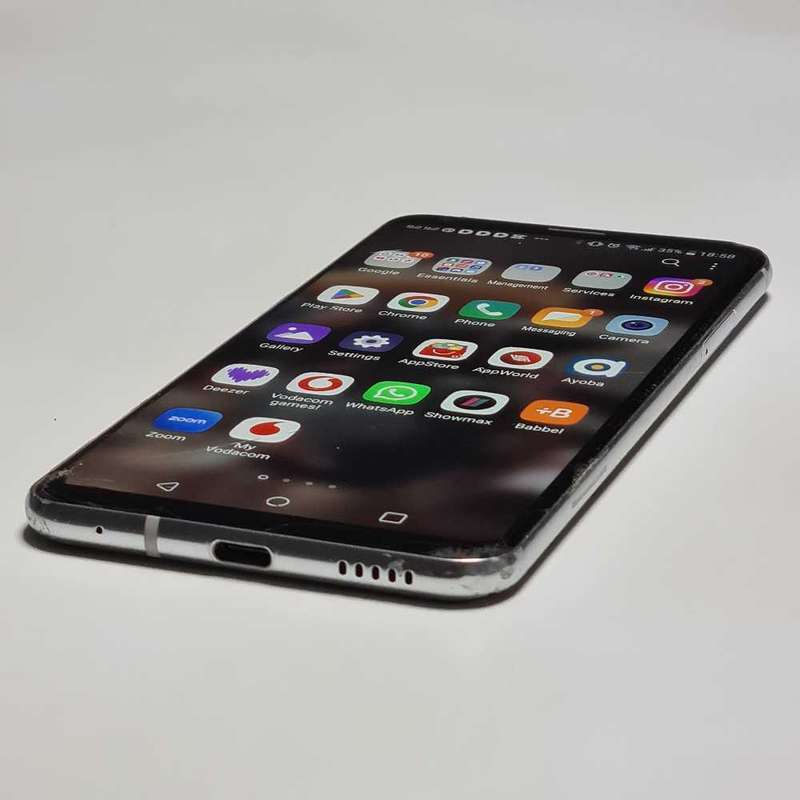V30+ OLED full vision display. 128GB smartphone