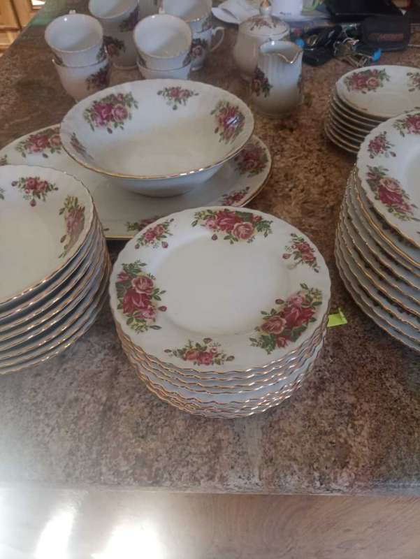 Royal China English Rose tea and Dinner set