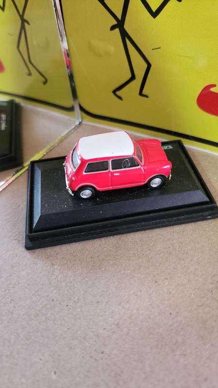MINI Cooper "Old-Shool" Model