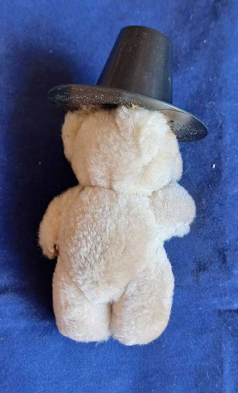 Small soft toy