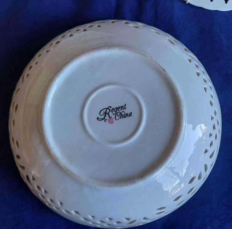 3 x Vintage plates/bowls