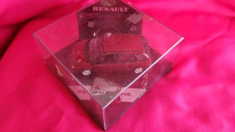 Renault Megane Scenic (1:43)