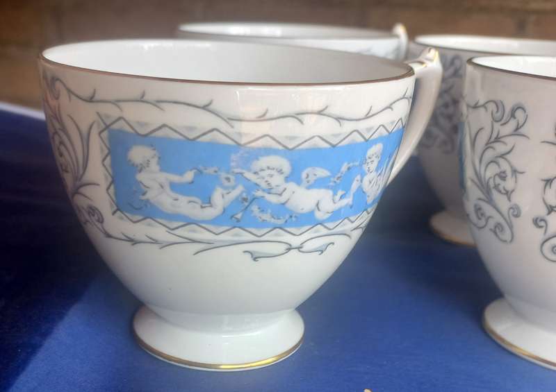 Coalport bone china: Revelry - 4 x cups and 2 x Soup Coupe