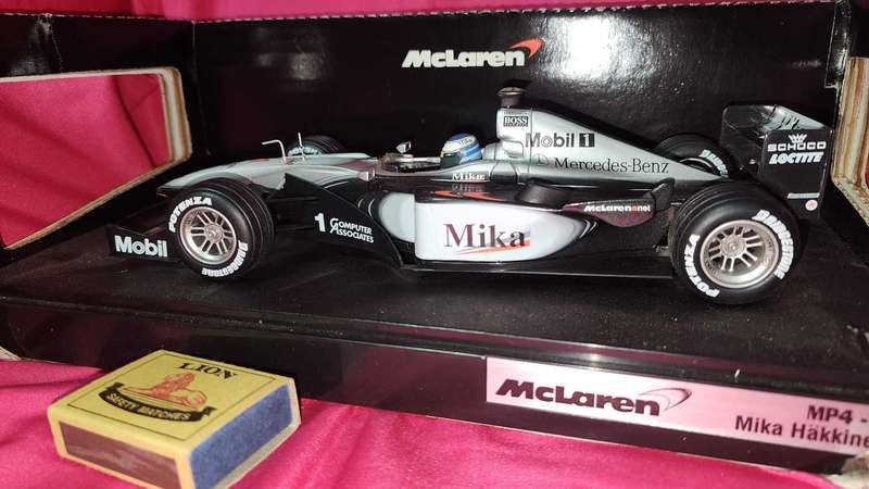 Mika Häkkinen McLaren by Hotwheels