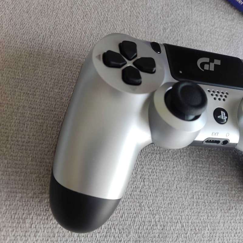 Gran Turismo Sport Limited Edition Controller +game Ps4
