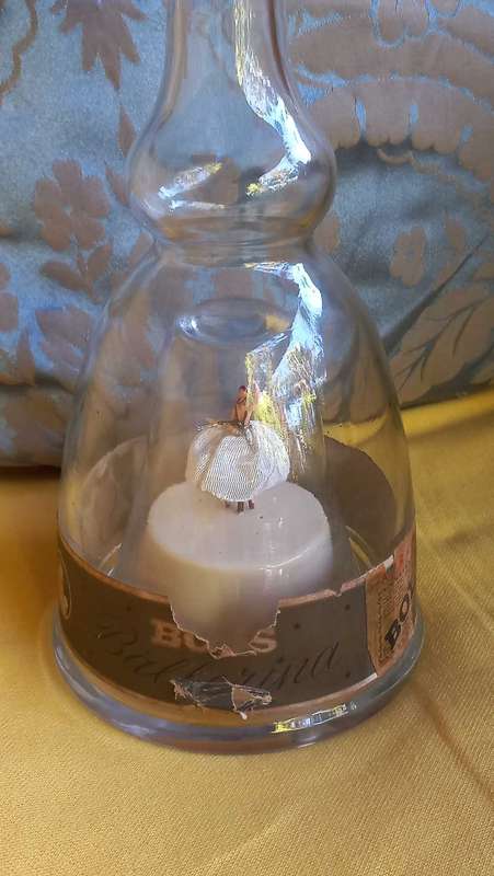 Vintage Working `Bols Ballerina ` musical bottle