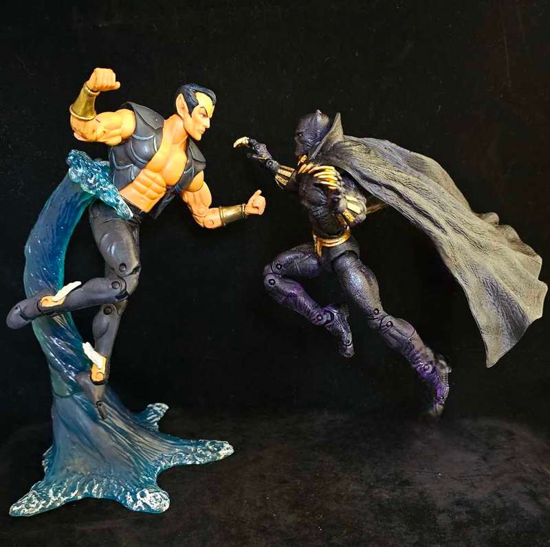 ToyBiz Marvel Legends Black Panther