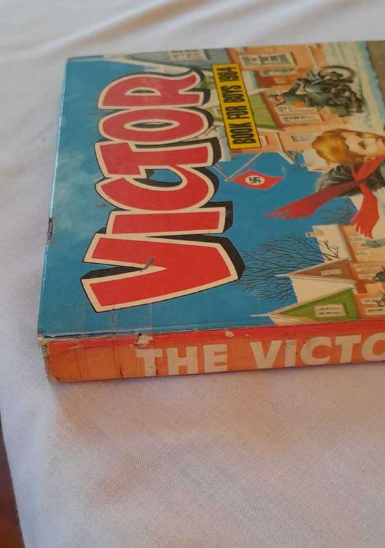 The Victor book for boys 1984