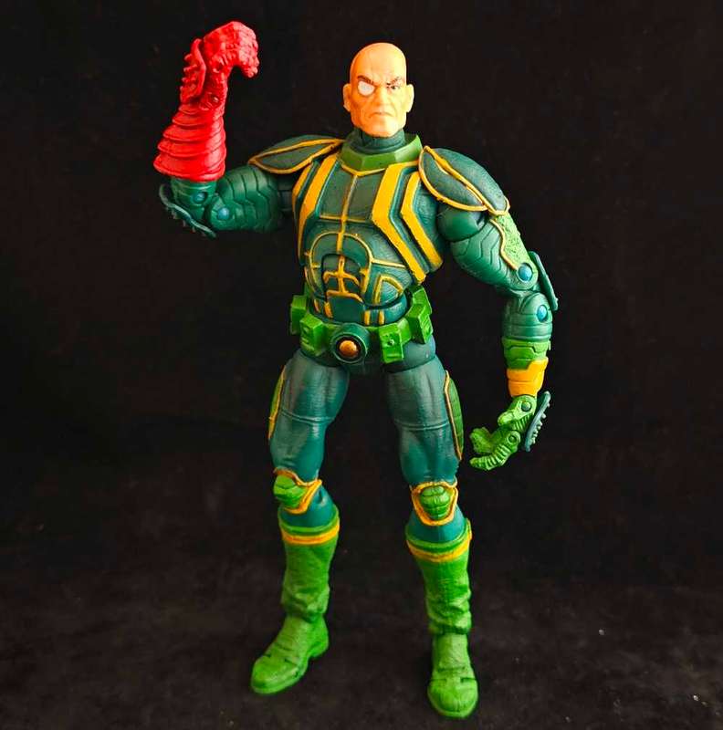 ToyBiz Marvel Legends Baron von Strucker