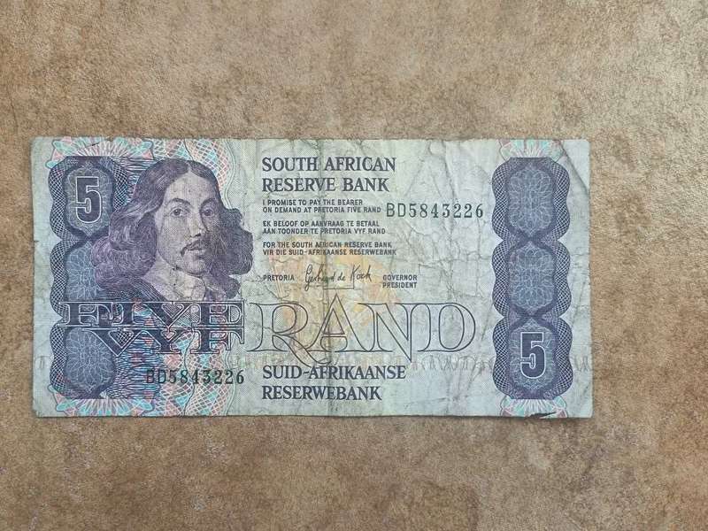 5 x South Africa R5 Old Notes, Van Riebeck, Circulated