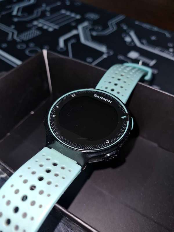 Garmin Forerunner 235