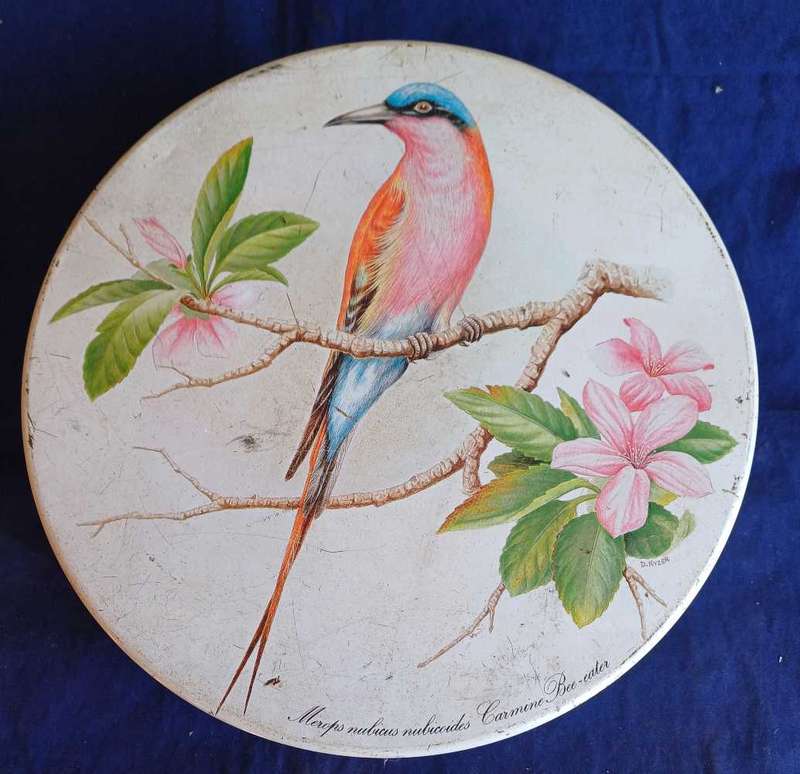 Pyotts biscuits tin