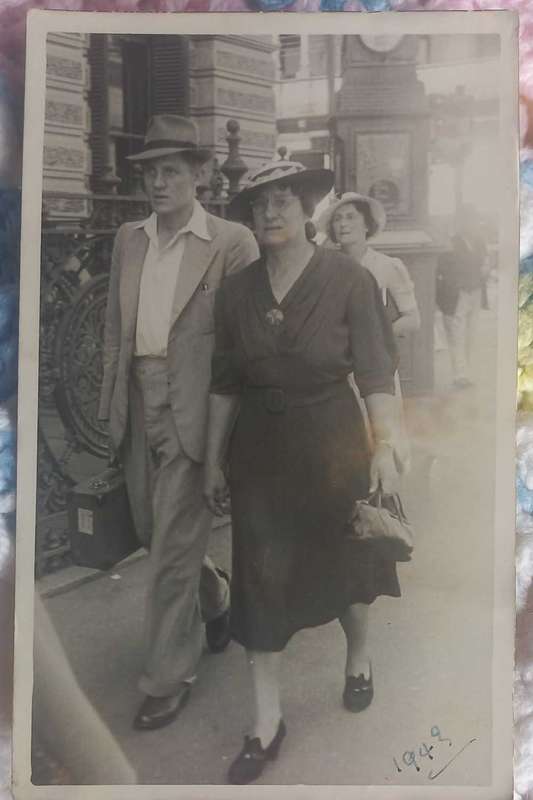 Vintage 1943 photo