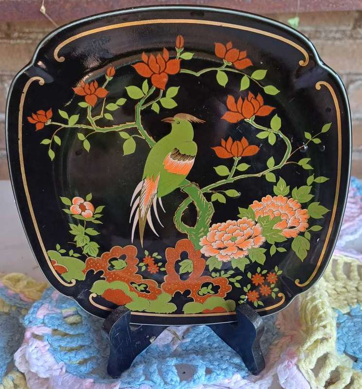 Decorative plate