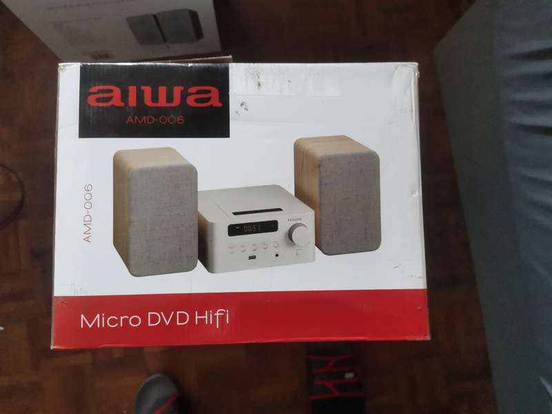 AIWA MICRO DVD HIFI AMD-006