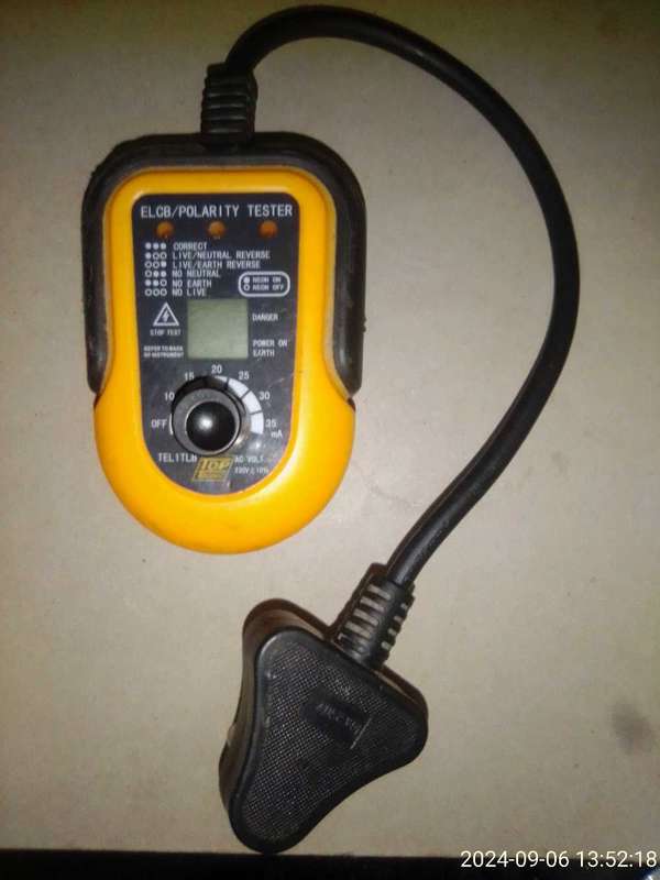 TOP TRONIC EARTH LEAKAGE TESTER.  MODEL: TEL1TLB