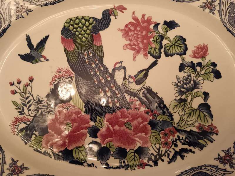 Large Imari Platter decorated with Peacocks and a border of Foliage and Fruit