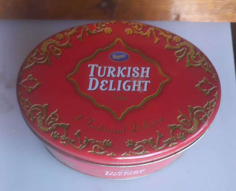 Turkish delight tin