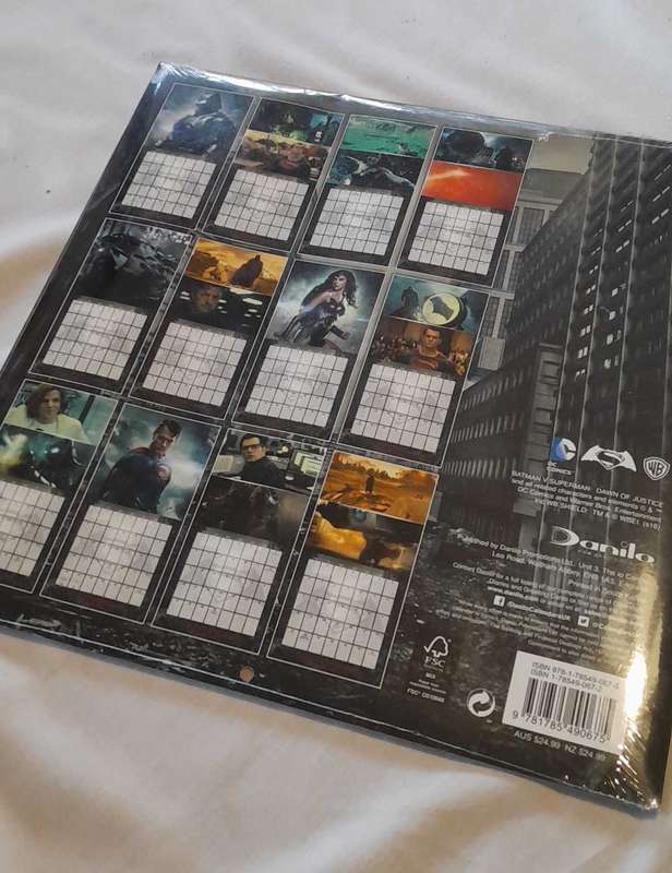 Batman vs Superman 2017 calender