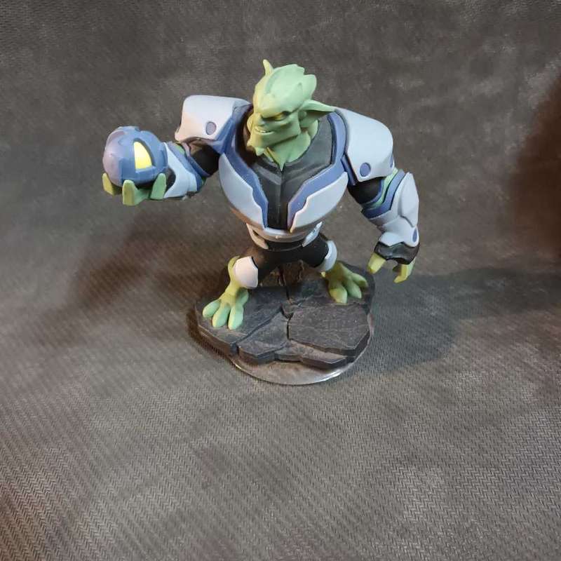 Action figures. Green goblin.
