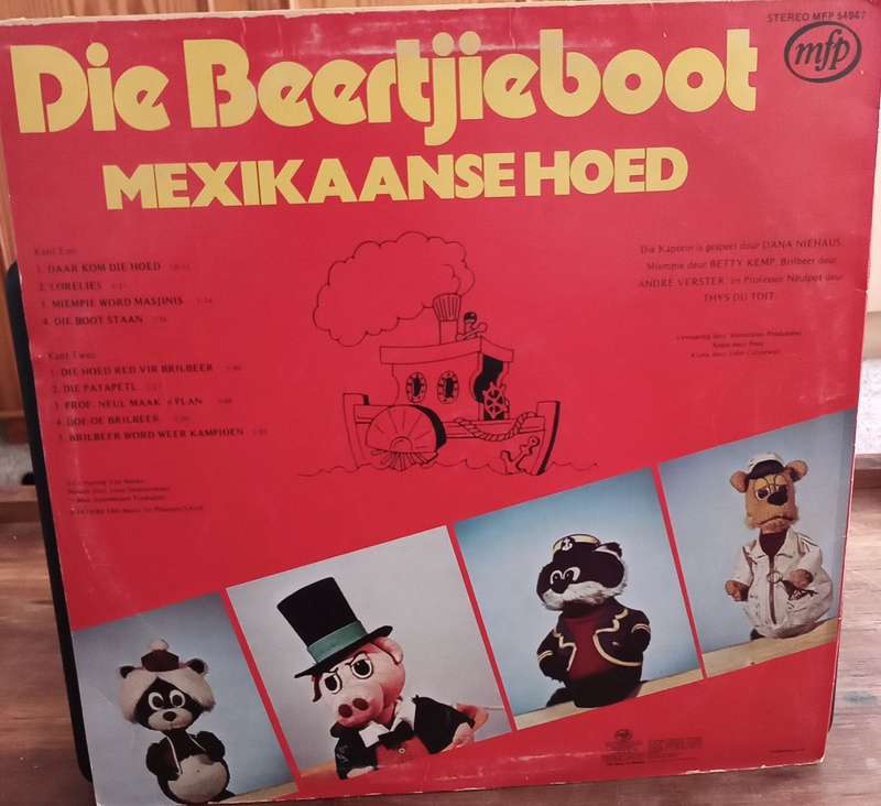 DANA NIEHAUS, BETTIE KEMP - DIE BEERTJIEBOOT LP VINYL RECORD AFRIKAANS