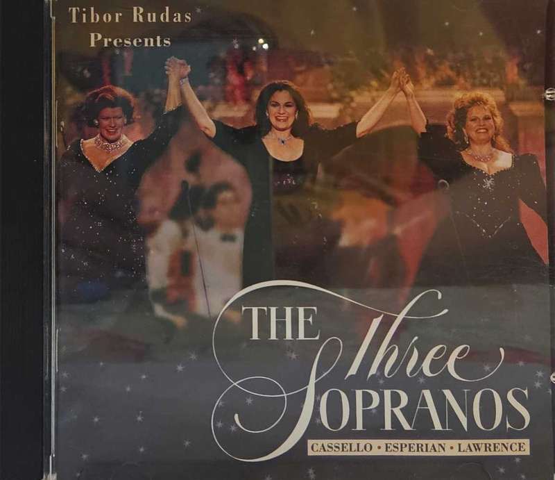 The Three Sopranos   451